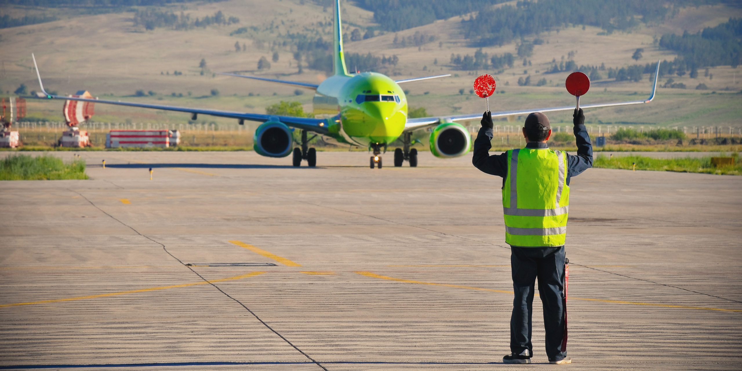 airport worker accident