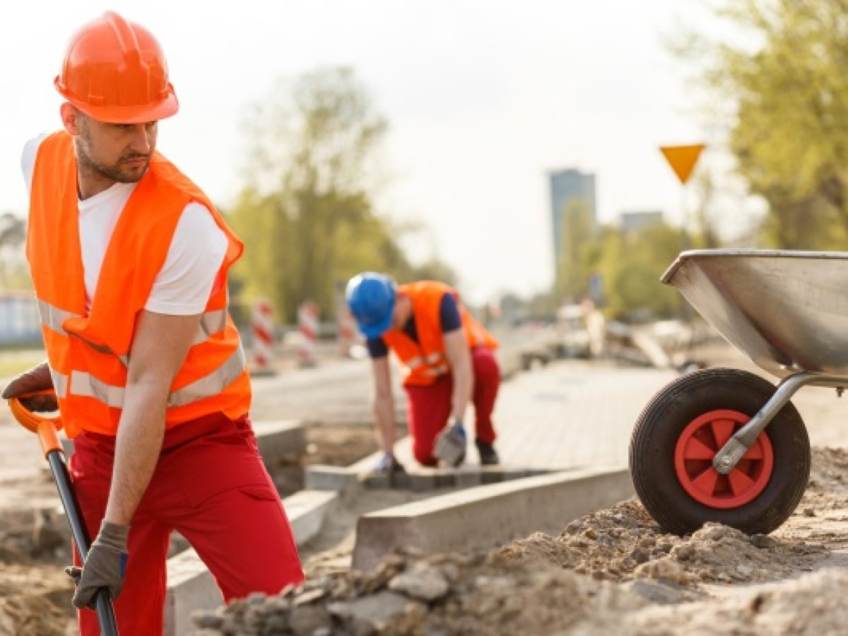 Outdoor Workers Could Enjoy Greater Protection Under New Law That Targets Heat Related Illness sternberg blog 1